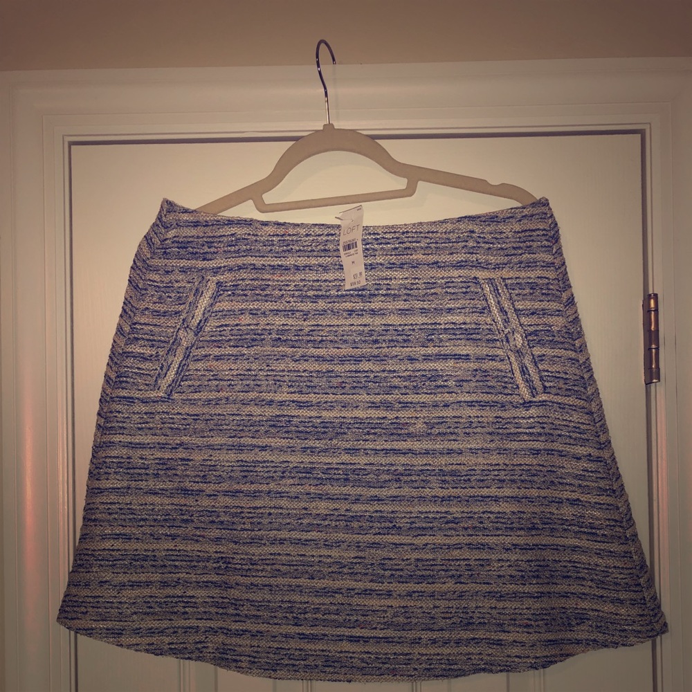 Loft Pull on pocket skirt * size M